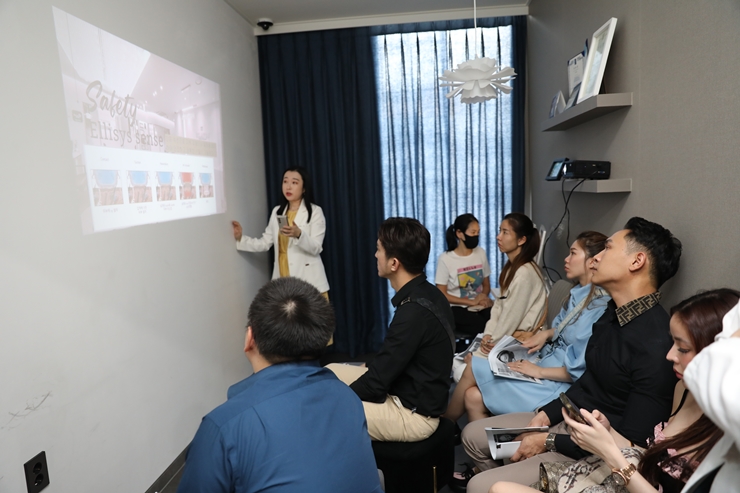 Seminar for Thai and Filipino Medical Professionals led by Dr. Soyoon Park of Cheongdam Eclatde Clinic, 08.08.24